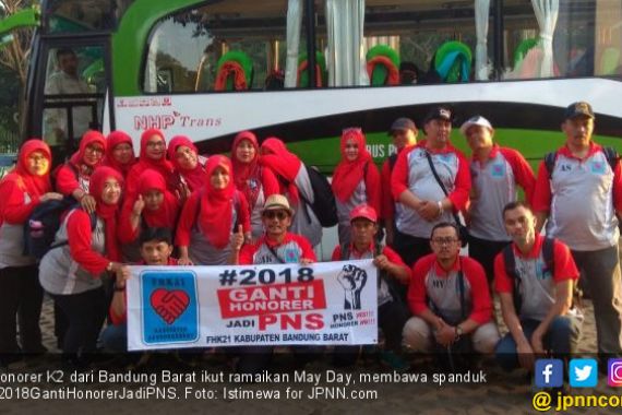 Massa Honorer K2 Gabung Demo Buruh: #2018GantiHonorerJadiPNS - JPNN.COM