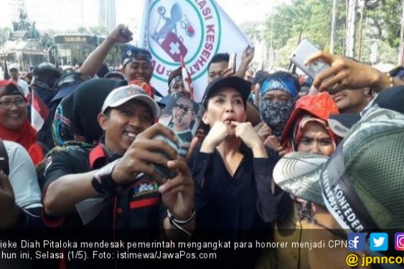 Rieke Ungkap Komitmen Pak Menteri Selesaikan Honorer K2 - JPNN.COM