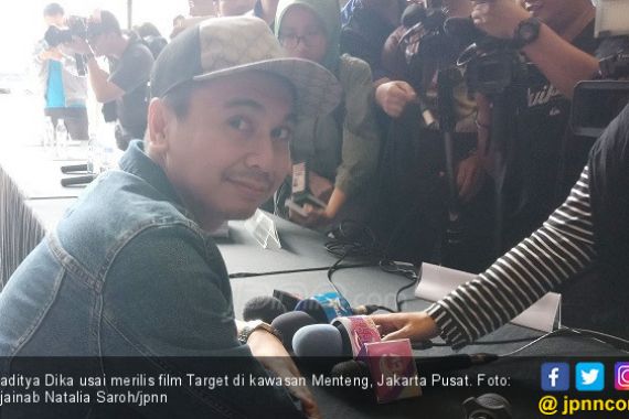 Undang 3 Ribu Tamu di Pernikahan, Raditya Dika: Biasa Aja - JPNN.COM