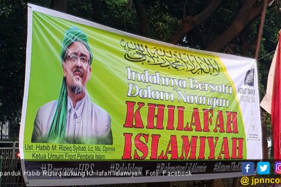 Spanduk HRS Dukung Khilafah Beredar di Depok, Ini Kata FPI - JPNN.COM