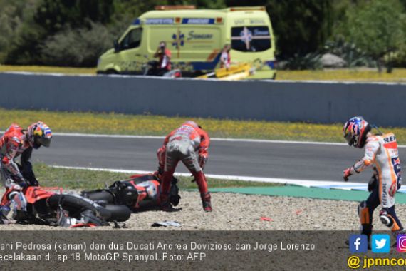 Siapa yang Salah di Tabrakan Beruntun MotoGP Spanyol, Lihat! - JPNN.COM