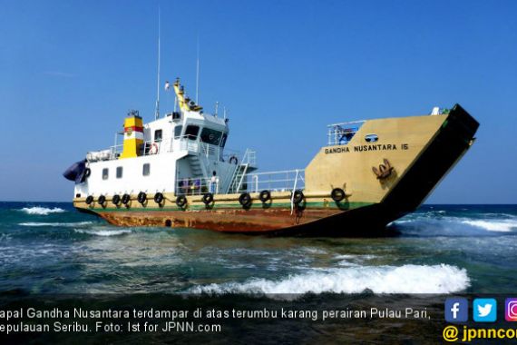 Ratusan Meter Terumbu Karang Pulau Pari Rusak Dihantam Kapal - JPNN.COM
