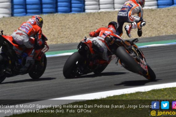 Tabrakan di MotoGP Spanyol, Lorenzo Prihatin Nasib Dovizioso - JPNN.COM