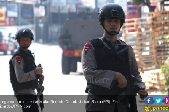 Senjata Teroris di Mako Brimob Berasal dari Gudang Polisi? - JPNN.COM