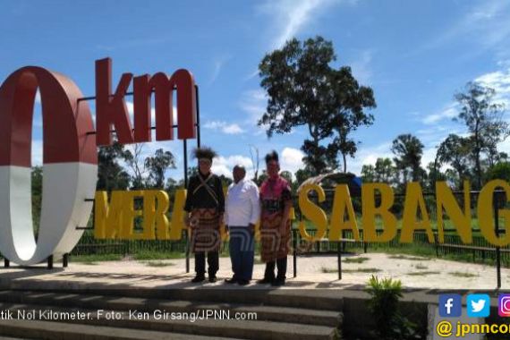 Masih Satu Suku, Hanya Dipisahkan Batas Dua Negara - JPNN.COM