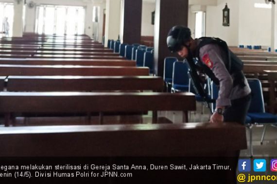 Begini Cara Penyebar Hoaks Bom Gereja Santa Anna Beraksi - JPNN.COM