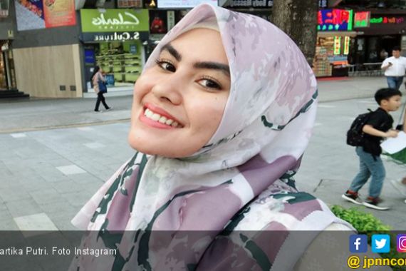 Kartika Putri Menyesal Ajak Keluarga Liburan ke Pulau - JPNN.COM