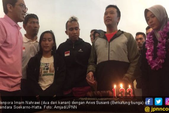 Juara Dunia, Atlet Panjat Tebing Indonesia Dijemput Menpora - JPNN.COM