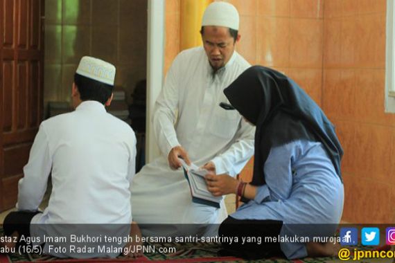 Pencetak Hafiz dari Kampung Tanaka - JPNN.COM