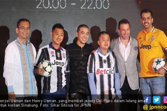 Amal untuk Sinabung: Jersey Del Piero Terjual Rp 80 Juta - JPNN.COM