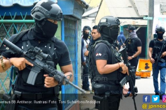 Polisi Tangkap Terduga Teroris di Palangka Raya - JPNN.COM