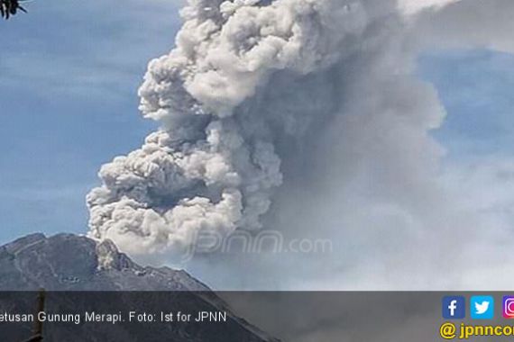 Dua Kali Meletus Freatik, Kondisi Gunung Merapi Aman - JPNN.COM