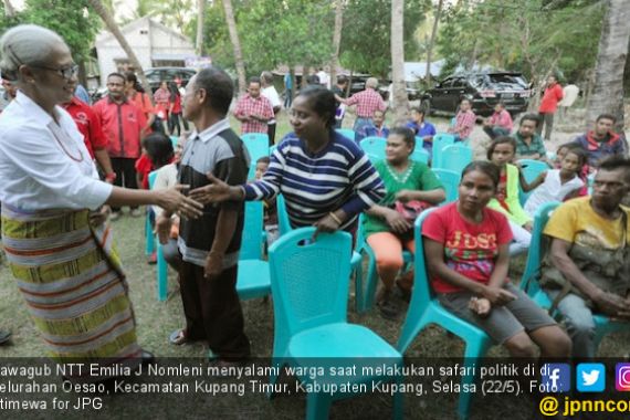 Petani Doakan Mama Emi Terpilih agar Kelangkaan Air Teratasi - JPNN.COM