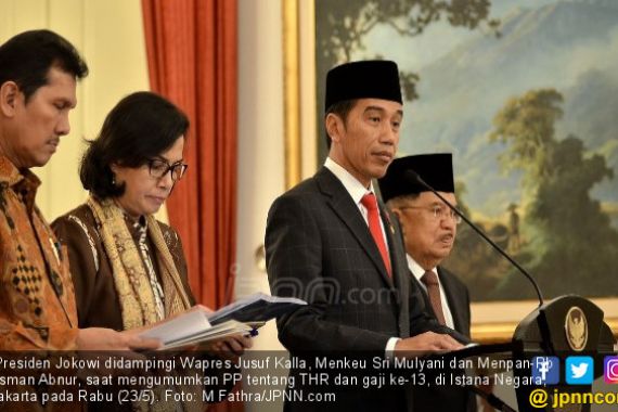 Jokowi Segera Copot Asman Abnur setelah PAN Dukung Prabowo - JPNN.COM