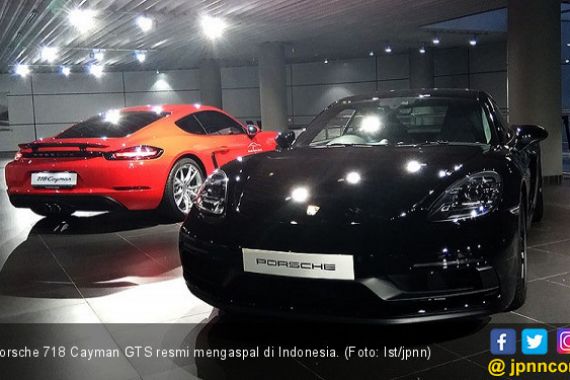  Porsche 718 Cayman Versi Buas Mengaspal di Indonesia - JPNN.COM