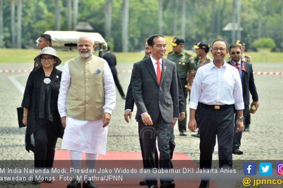 Anies Sambut PM India di Monas - JPNN.COM