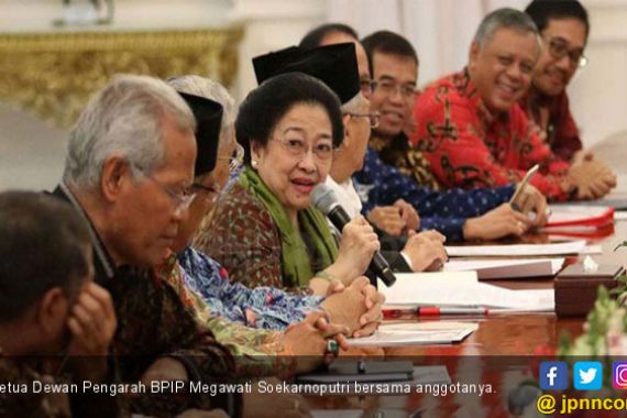 Ribut Gaji Pejabat BPIP, Mega: Jokowi Minta Maaf - JPNN.COM