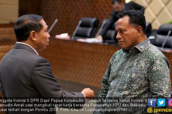 Komarudin Kritisi Lolosnya 3 Komisioner Petahana KPU Papua - JPNN.COM