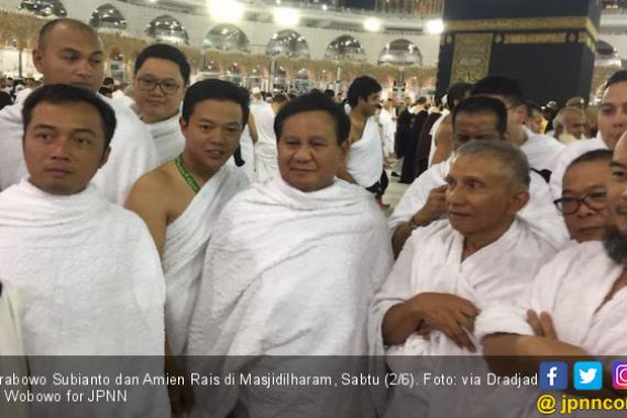 Amien & Prabowo Bertemu di Dekat Kakbah, Ini Doanya untuk RI - JPNN.COM