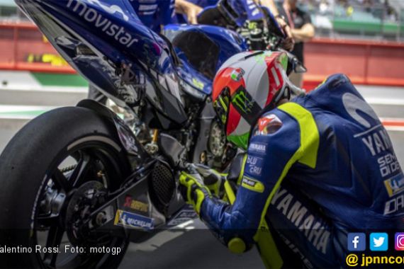 Rossi Beri Catatan ke Yamaha M1 Hari Pertama Tes Pramusim MotoGP di Qatar - JPNN.COM