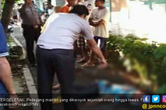 Sore Berdarah di Kalsel, Pedagang Dikeroyok Sampai Mati - JPNN.COM