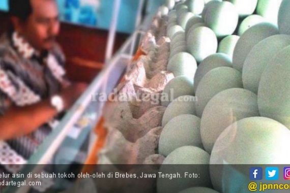 Tol Baru Beroperasi, Produsen Telur Asin Kurangi Produksi - JPNN.COM