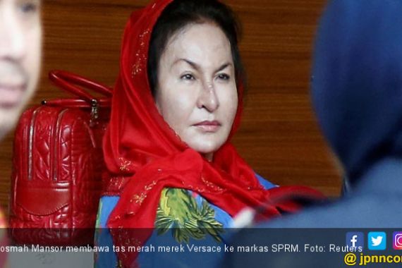 Datangi KPK Malaysia, Nyonya Najib Tenteng Tas 'Murah' - JPNN.COM