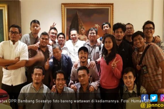 Buka Bersama Wartawan, Ketua DPR Kaget soal Sertifikasi - JPNN.COM