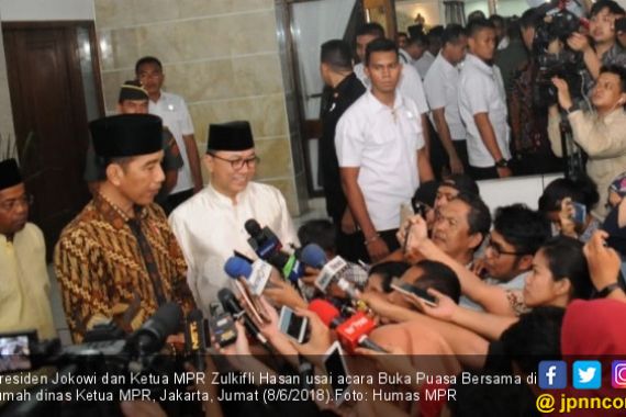 Ketua MPR: Presiden Jokowi Berupaya Dekat dengan Umat Islam - JPNN.COM