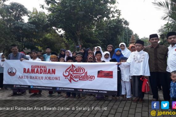 Berbagi Kebahagiaan, Relawan Jokowi Gelar Karnaval Ramadan - JPNN.COM