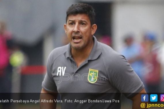 Pelatih Persebaya Alfredo Vera Layak Dipecat, 4 Alasannya - JPNN.COM