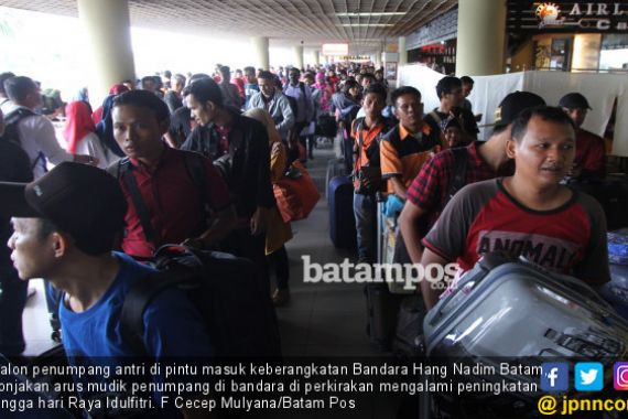 Kemenhub Sebut 5,9 juta Orang Mudik Naik Pesawat Tahun Ini - JPNN.COM