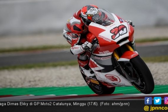 Pembalap Depok Sukses Lewati Tantangan GP Moto2 Catalunya - JPNN.COM