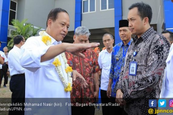 Menteri Nasir: Perguruan Tinggi Jangan jadi Biang Hoaks - JPNN.COM