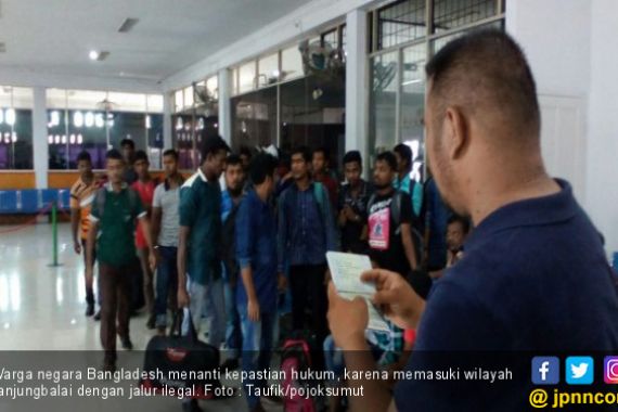 62 Warga Negara Bangladesh Terlantar di Tanjungbalai Asahan - JPNN.COM