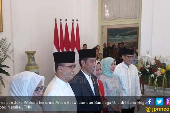 Anies-Sandi Kompak Doakan Jokowi - JPNN.COM
