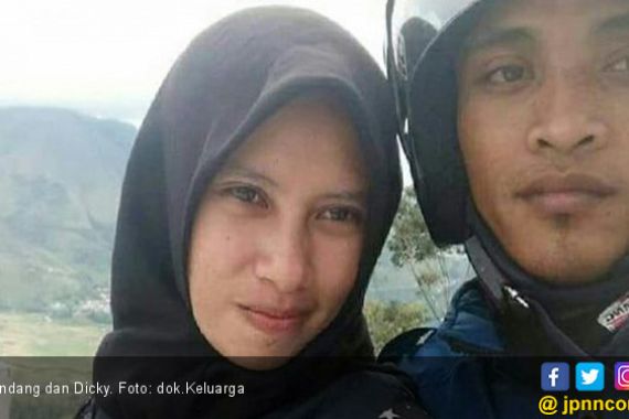 Kakak Adik Bersama Tunangan Hendak Piknik ke Samosir - JPNN.COM