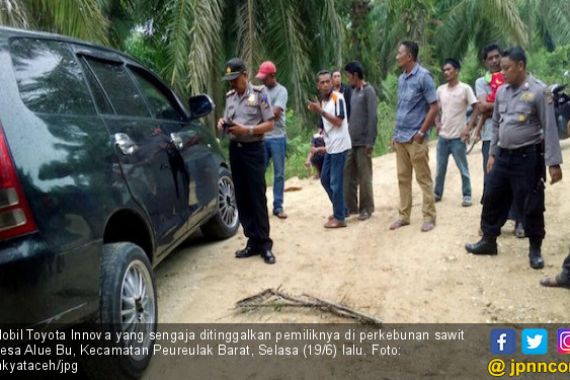 Geledah Mobil Kosong, Polisi Temukan 1 Kg Sabu-sabu - JPNN.COM