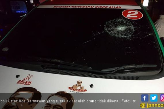 Mobil Ustaz Pembongkar Umrah Fiktif Edy Dirusak - JPNN.COM