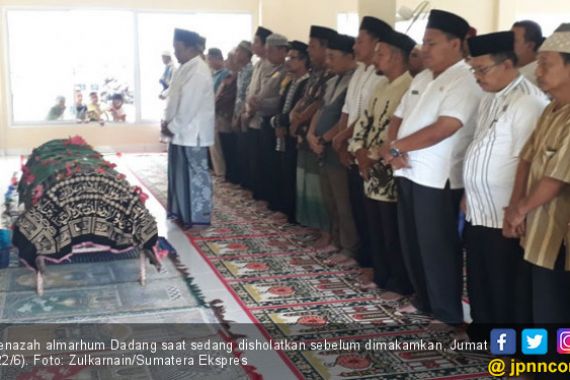 Usai Antar Tetangga Lahiran, Guru SD Tewas Tabrakan - JPNN.COM