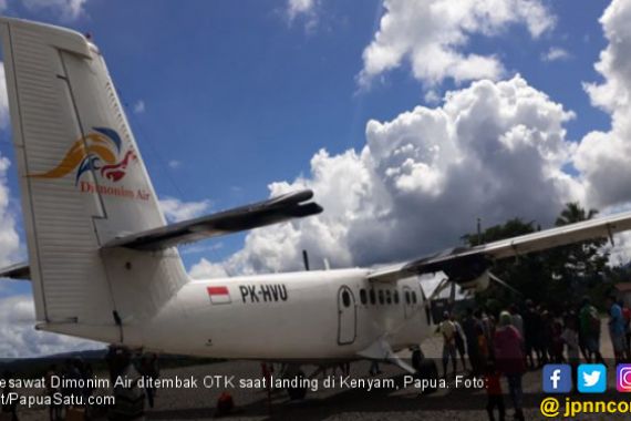 Pesawat Dimonim Air Ditembak di Papua, Bu Kopilot Terluka - JPNN.COM