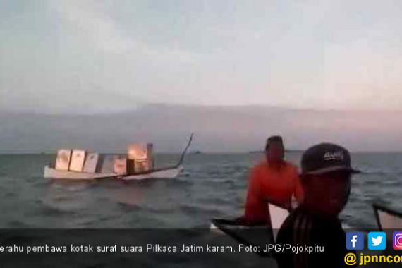 Perahu Pembawa Kotak Surat Suara Tenggelam di Laut - JPNN.COM