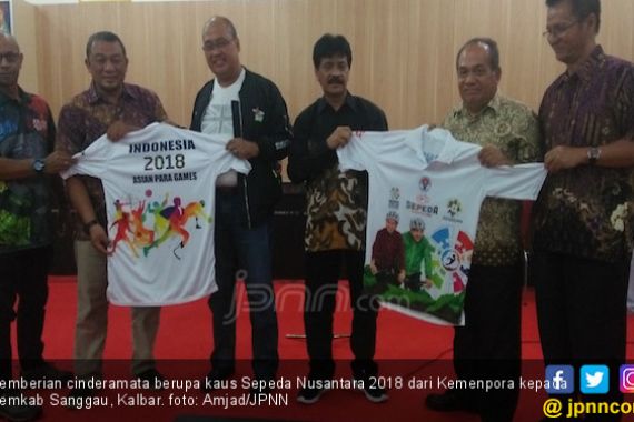 Jelajah Sepeda Nusantara Dimulai dari Entikong - JPNN.COM