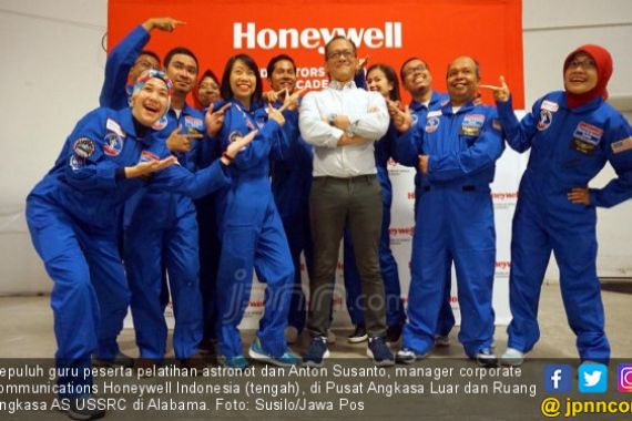 Kisah 10 Guru asal Indonesia Berlatih jadi Astronot - JPNN.COM
