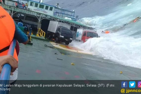 Detik-detik KM Lestari Maju Tenggelam di Selat Selayar - JPNN.COM