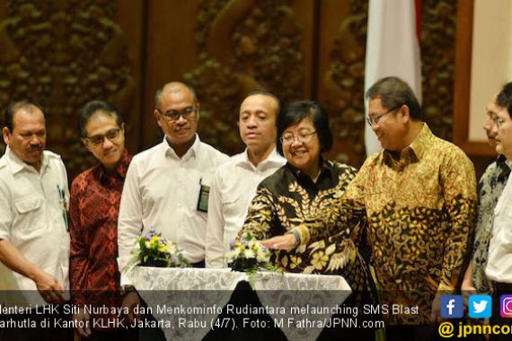 Menteri Siti dan Rudiantara Launching SMS Blast Karhutla - JPNN.COM