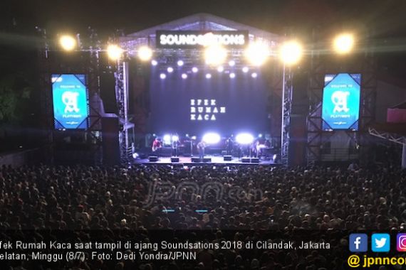 Efek Rumah Kaca Puaskan Ribuan Penonton Soundsations 2018 - JPNN.COM