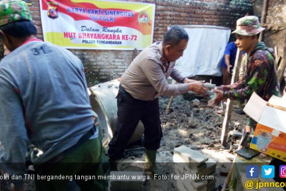 Polres Ciamis Bedah Rumah Nelayan yang Nyaris Runtuh - JPNN.COM