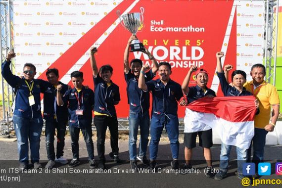 Mobil Buatan Mahasiswa ITS Surabaya Menangi Kontes Dunia - JPNN.COM