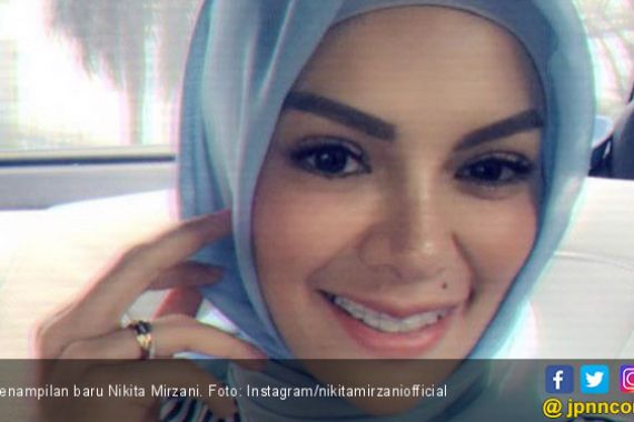 Orang-orang Terdekat Khawatir Nikita Mirzani Buka Hijabnya - JPNN.COM